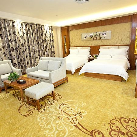 Daysun International Hotel Гуанджоу Екстериор снимка