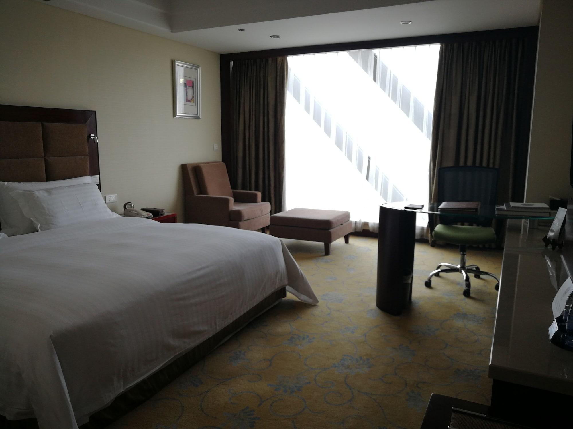 Daysun International Hotel Гуанджоу Екстериор снимка