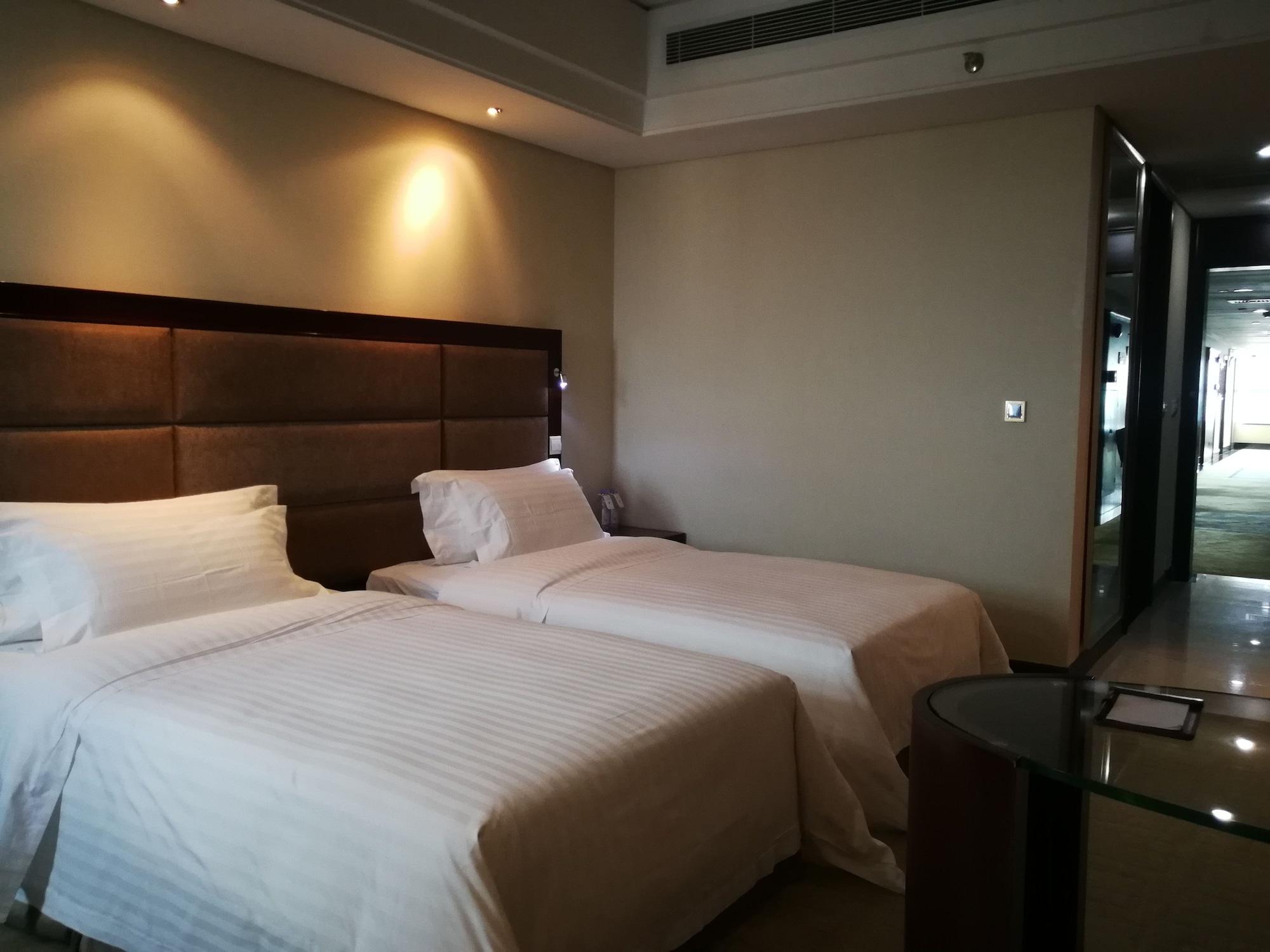 Daysun International Hotel Гуанджоу Екстериор снимка
