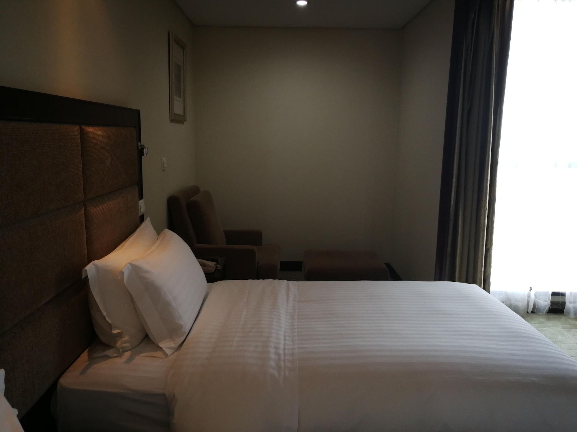 Daysun International Hotel Гуанджоу Екстериор снимка