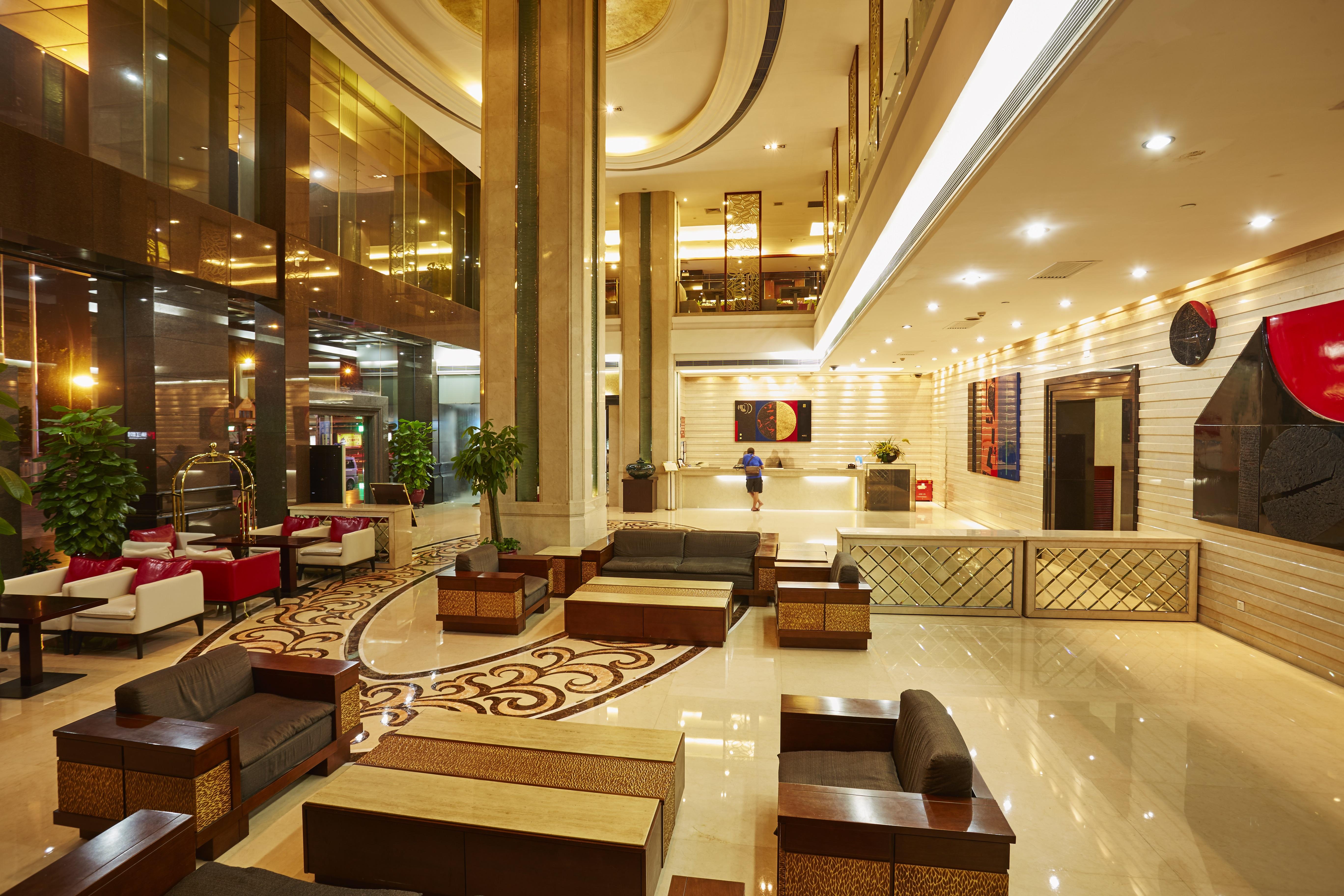 Daysun International Hotel Гуанджоу Екстериор снимка
