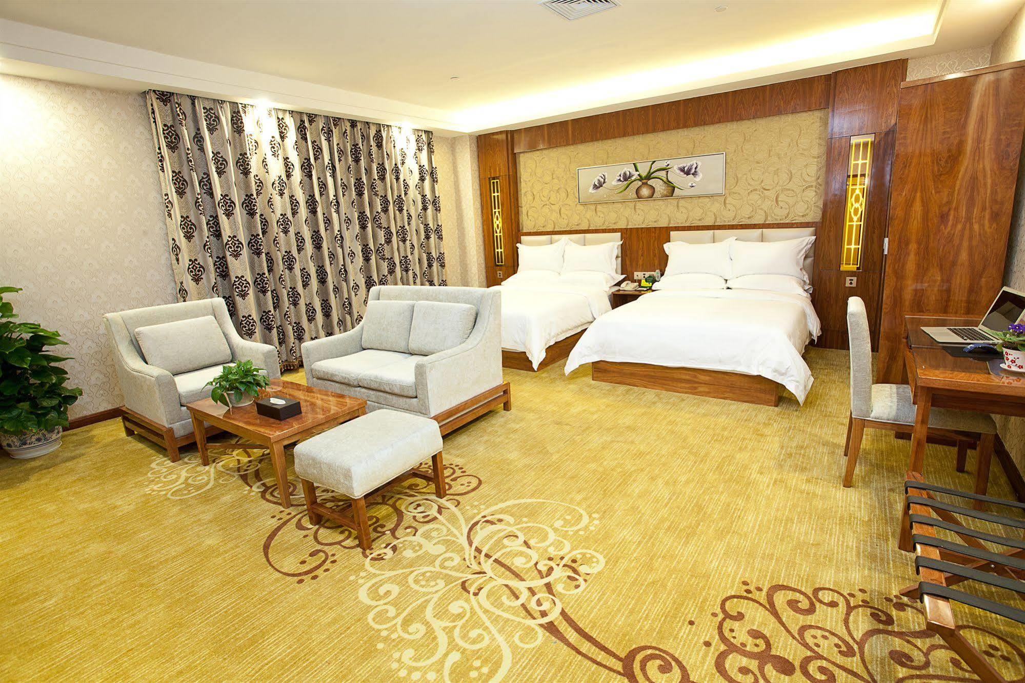 Daysun International Hotel Гуанджоу Екстериор снимка